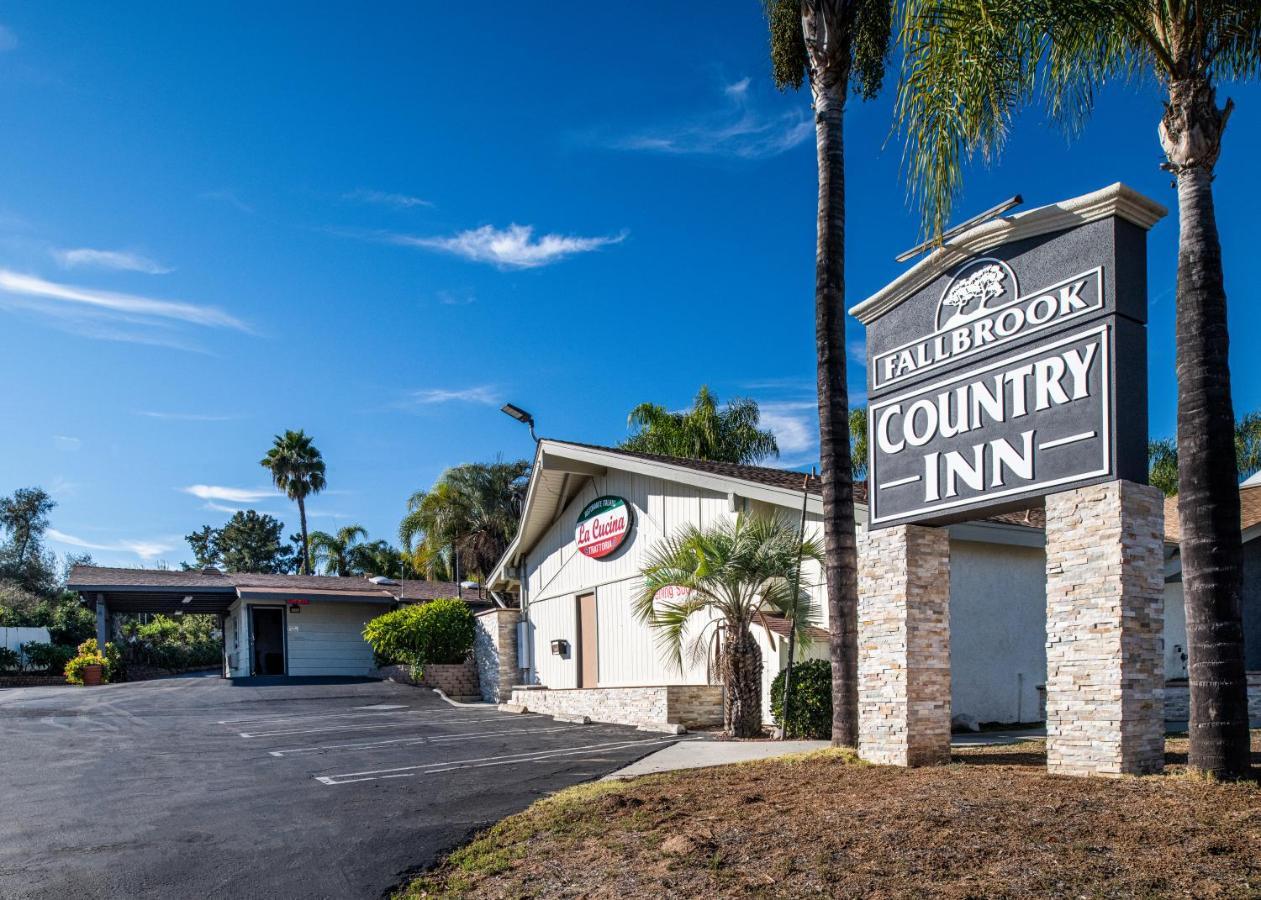 Fallbrook Country Inn ภายนอก รูปภาพ